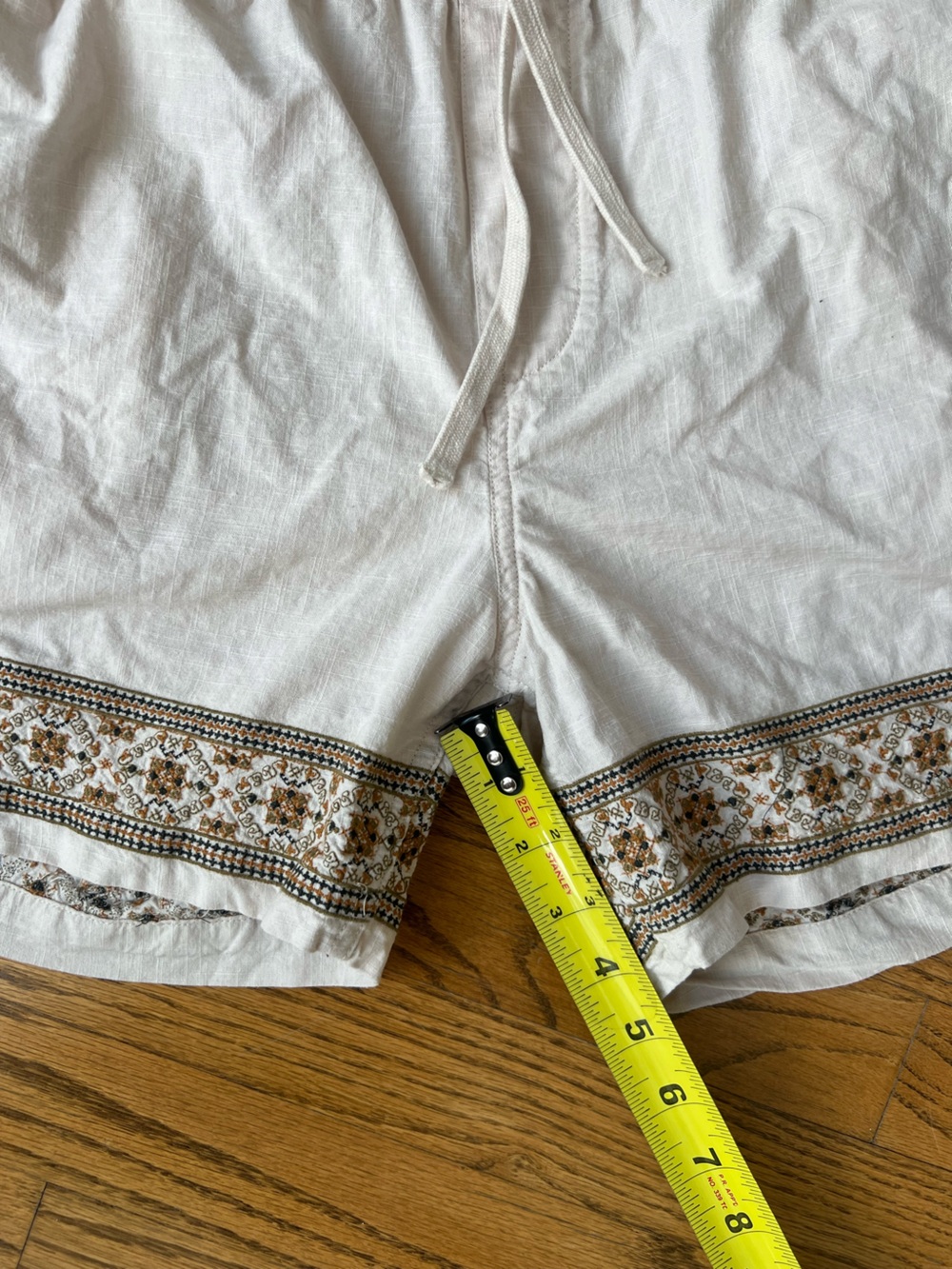 Todd Snyder Shorts with Embroidered Border - Small - Picture 7 of 7